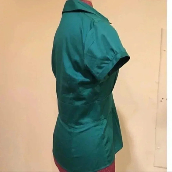 Ann Taylor Loft Outlet Green Button Down Top Sz 4 - Picture 3 of 5
